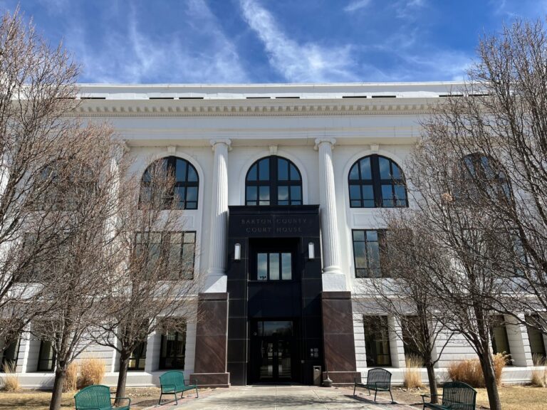 Barton-County-Courthouse-West-Entrance