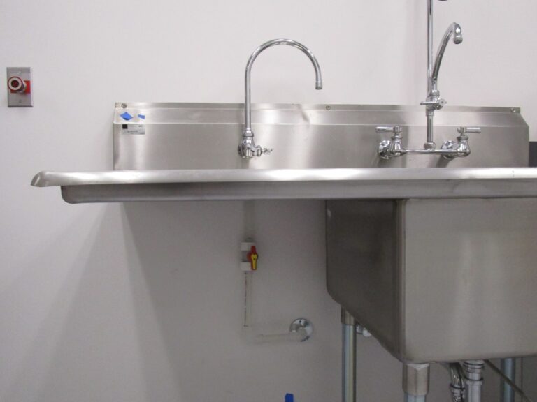 KSU-Mosier-Hall-Lab-Prep-Sink