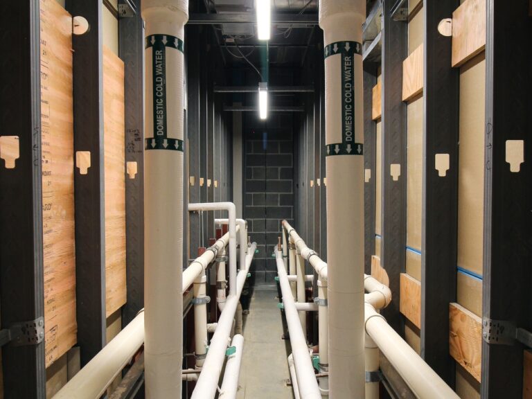 USD-383-HS-Plumbing-Chase