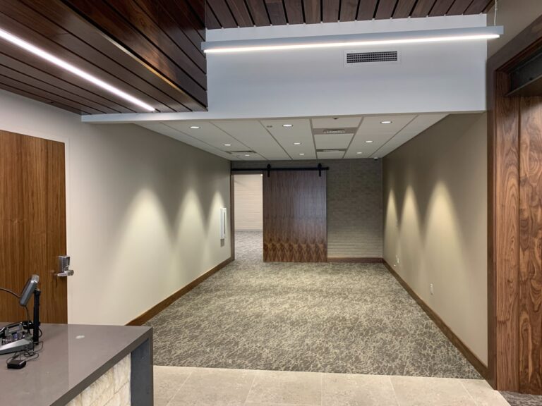 United-Bank-and-Trust-Office